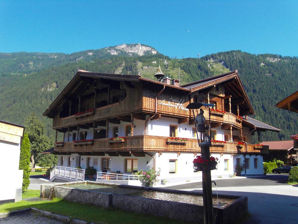 Apart Landhaus Heim Apartment Mayrhofen Exterior foto